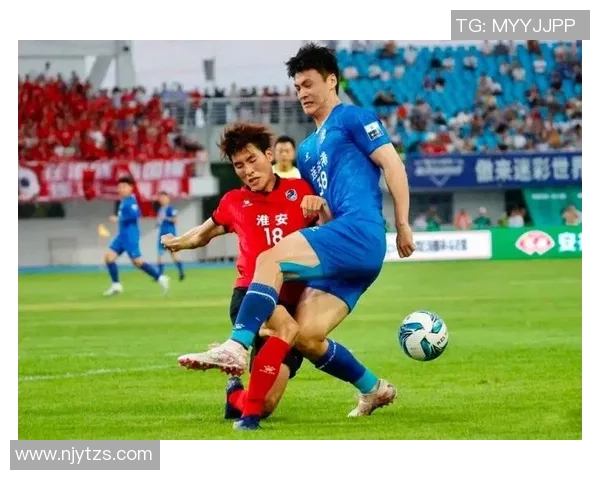 足球明星聚会畅饮欢笑瞬间揭秘精彩视频回顾